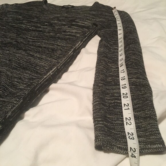 Ellen Tracy sweater Women Medium marled black gray split hem tunic top Lagenlook - Picture 6 of 8